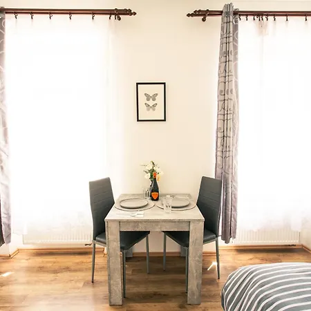 Apartment Urban Centre For 2 By Ap Plzen